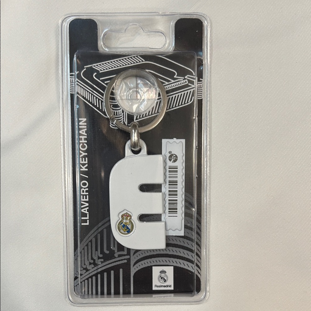 Real Madrid “E” initial keychain